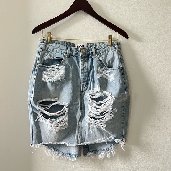 Distressed denim skirt! - Picture 1 of 2